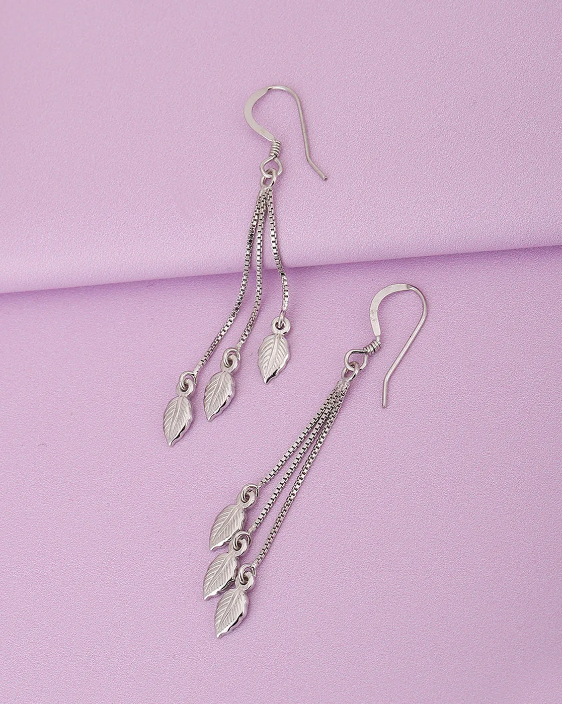 925 Sterling Silver Dangling Chain With Leaf Rhodium Plated Drop Earring