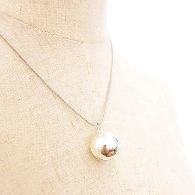 Charm Vintage lady Secret Message Ball Locket Silver Gold Pendant Necklace Jewelry Make A Love Confession Sweater Necklace Gift