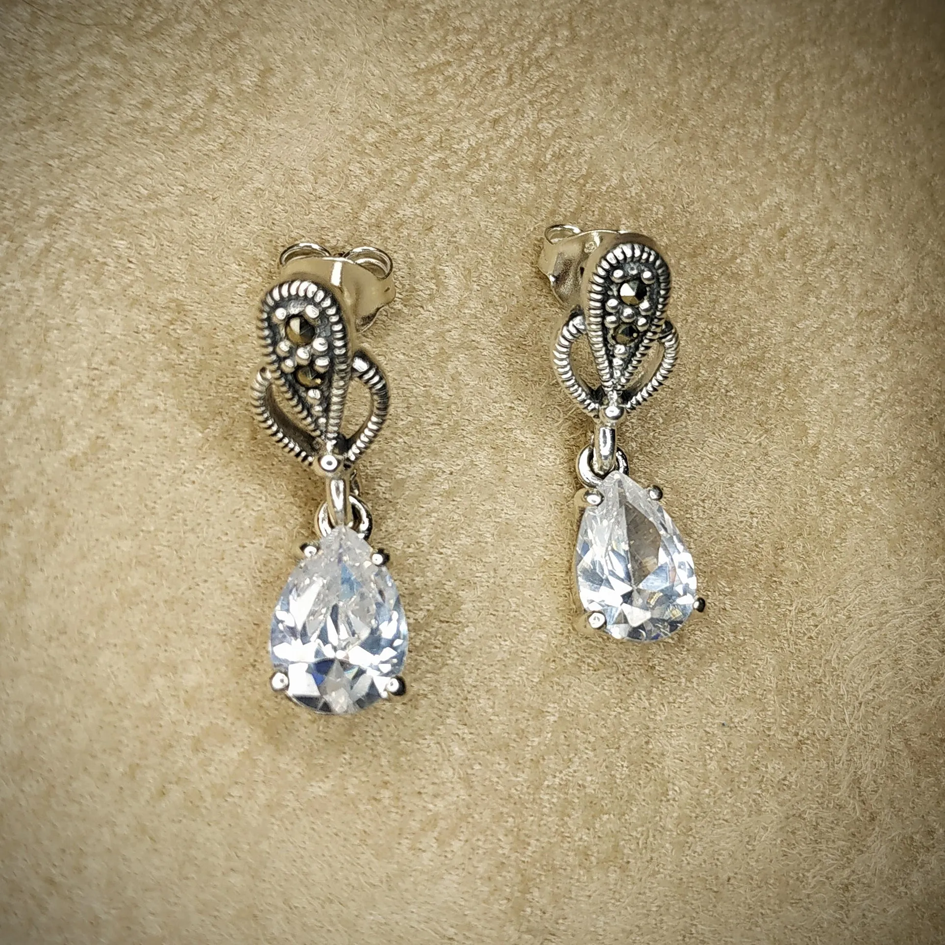 Clear Crystal Earrings Teardrop Silver Marcasite