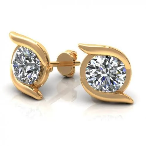 Fashionable 0.50CT Round Cut Diamond Stud Earrings in 14KT Yellow Gold