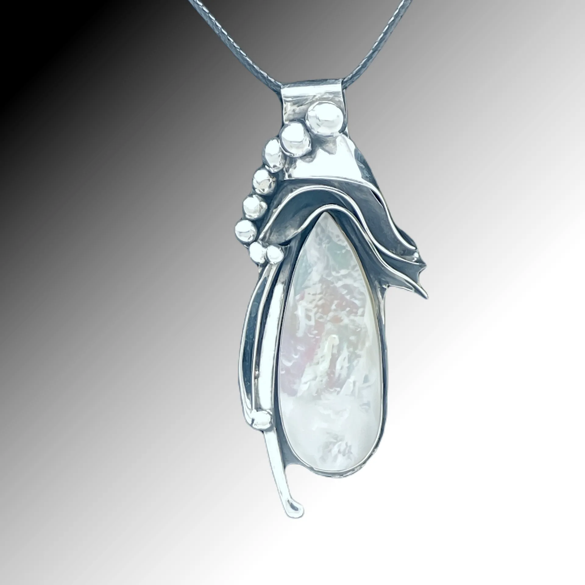 Mother of Pearl Silver Pendant