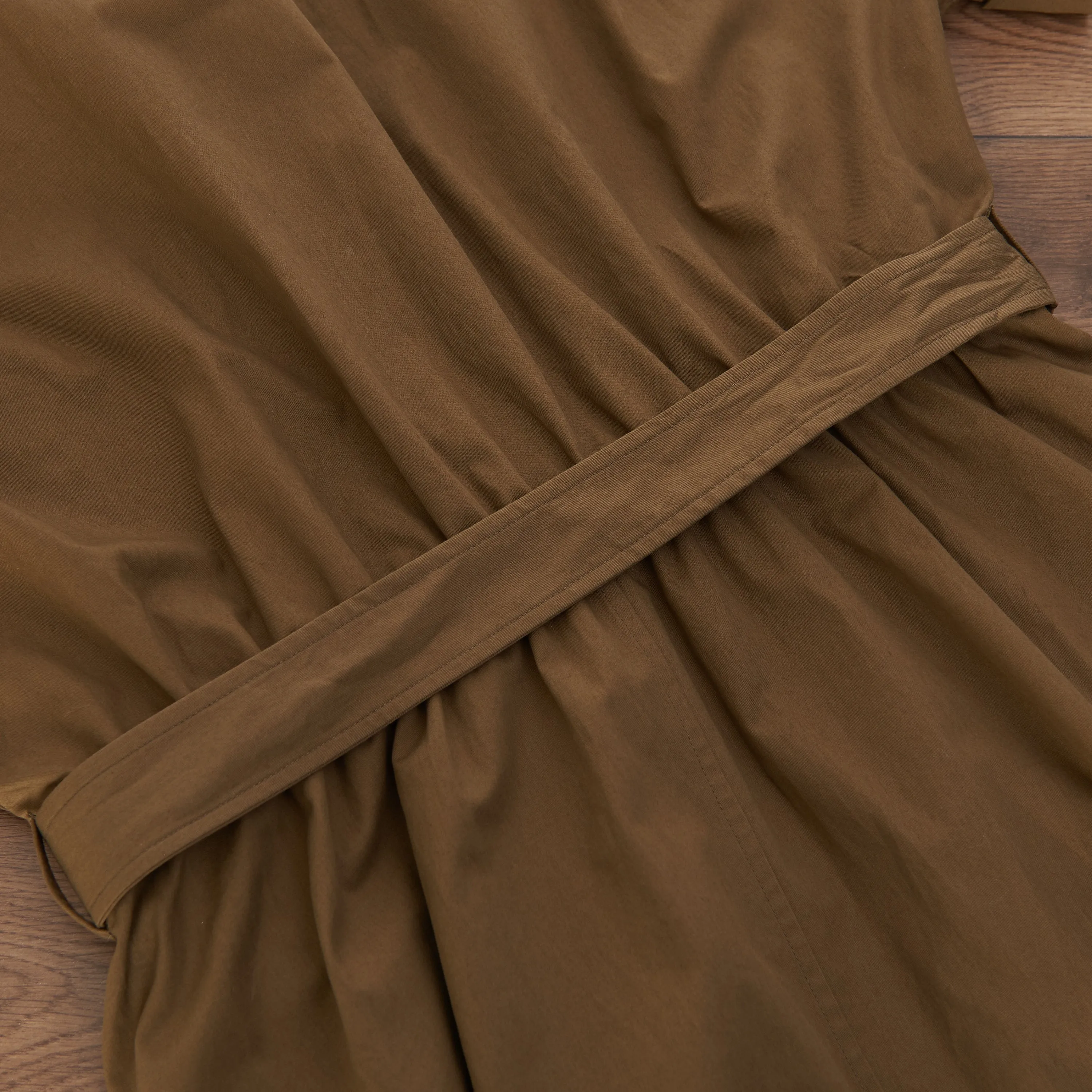 Short-Sleeved Safari Dress In Olive Green Cotton Twill