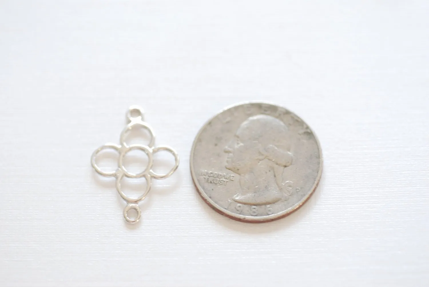 Sterling Silver Wholesale Flower Connector, 925 Silver Quatrefoil Connector Charm, Four Leaf Clover, Silver Flower, Daisy, Flower with Petals, Link,78