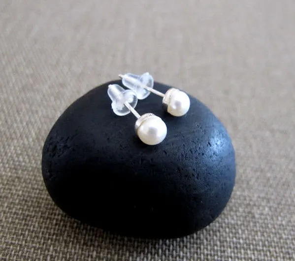 Stud Earrings with Pearls - Wedding Earrings